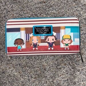 Loungefly Stranger Things Character Wallet Rare!